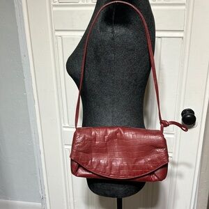 Vintage Wilson’s Leather Shoulder Bag Embossed Croc Burgundy